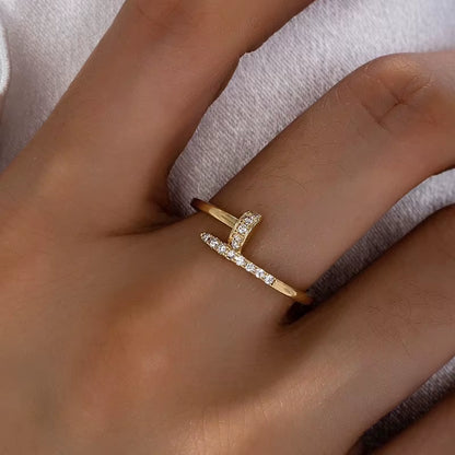 Fashionable open ring